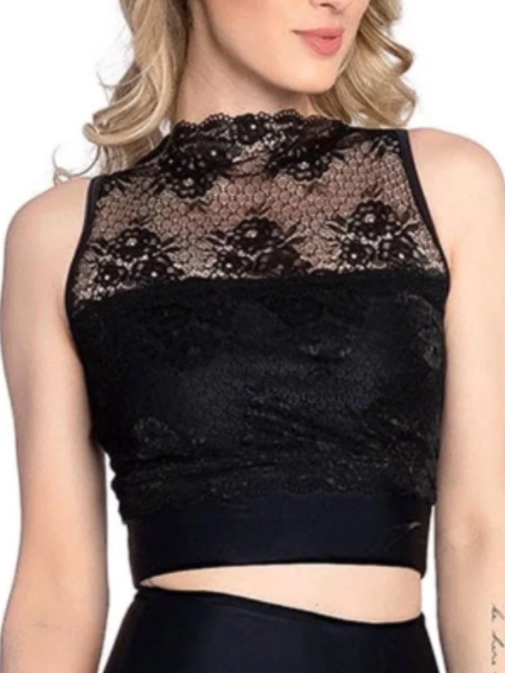 BNWT So Danca Lace Crop Top